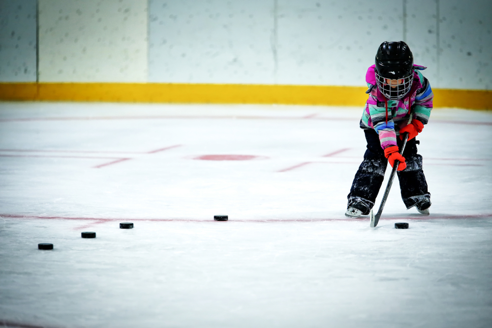 Hockey su ghiaccio: benefici per i bambini