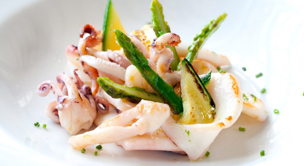Insalatina di seppie e asparagi, un piatto sano e gustoso 4 Ricetta insalatina di seppie e asparagi