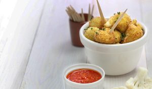 Finger food: polpettine di cavolfiore e miglio