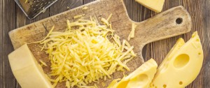 Cosa sai dei formaggi grattugiati e confezionati?