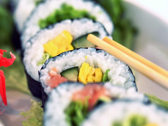 scopri le quattro ricette che Melarossa ti offre se hai voglia di sushi