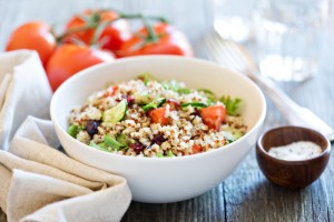 3 insalate di cereali: veloci, fresche e nutrienti