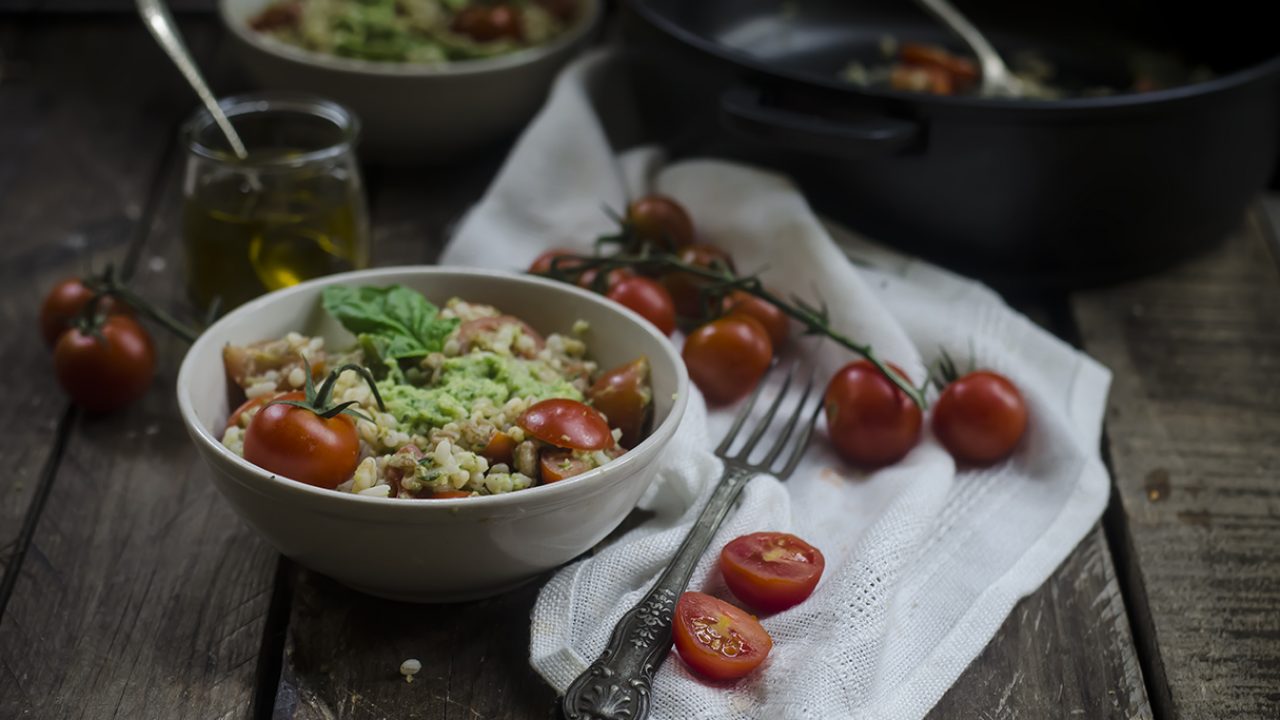 Insalata Di Orzo Al Pesto Di Zucchine Ricette Light Melarossa