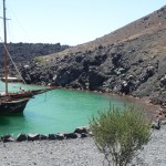 guarda cosa ti offrono le cicladi tra panorami e piatti tipici