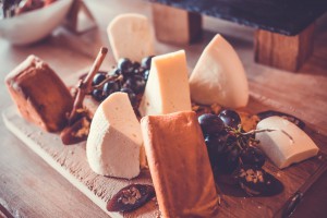 Impara a riconoscere i formaggi affumicati naturalmente