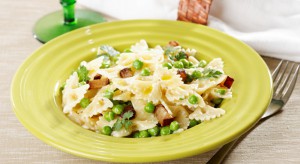 Farfalle ai pisellini e pomodori secchi