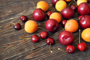 Prugne e ciliegie, la frutta dell’estate