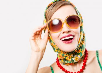 guida per indossare il foulard