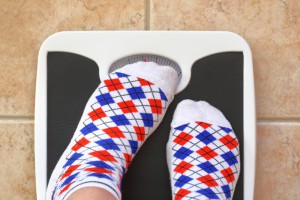 5 motivi per cui il tuo peso oscilla