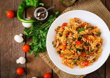 pasta boscaiola con melanzane