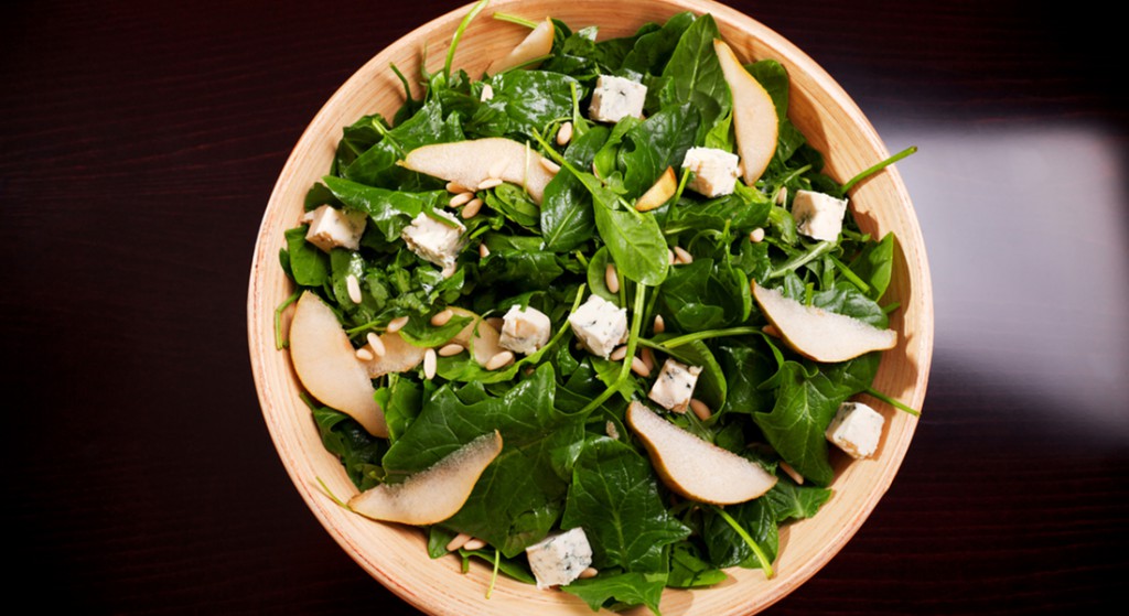 ricetta insalata di spinaci e pera