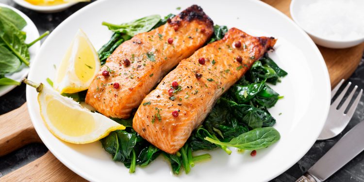 salmone al vapore