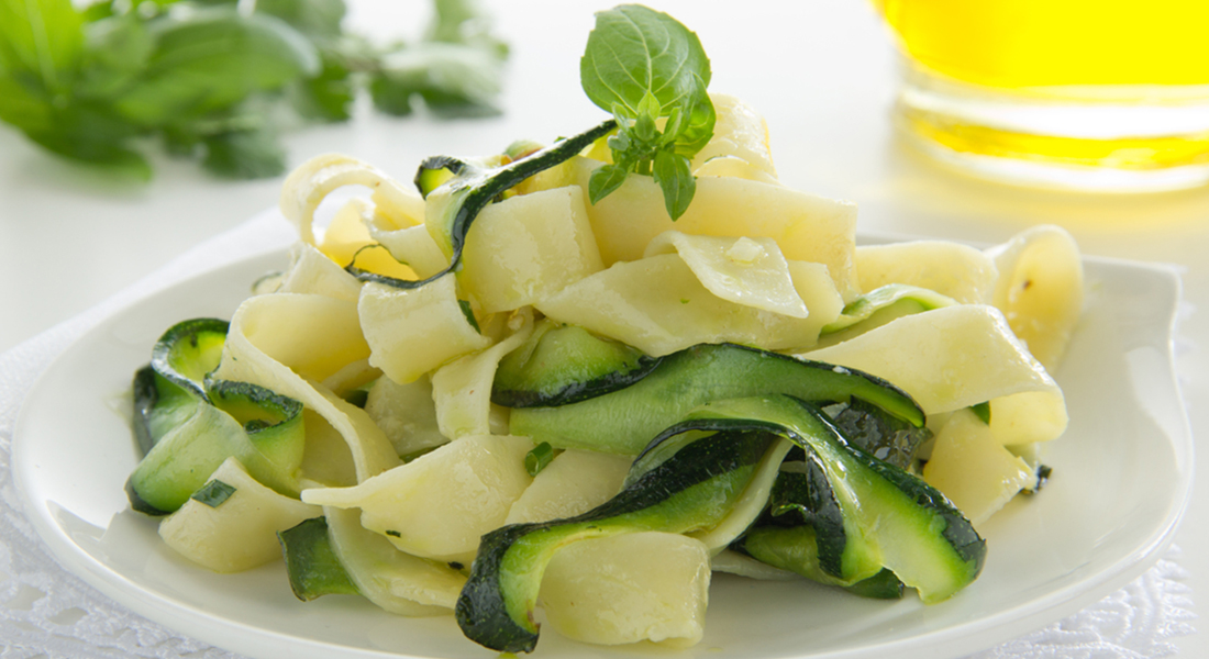 ricetta tagliatelle con le zucchine