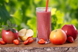 La mela da bere: 3 frullati di frutta per fare il pieno di vitamine