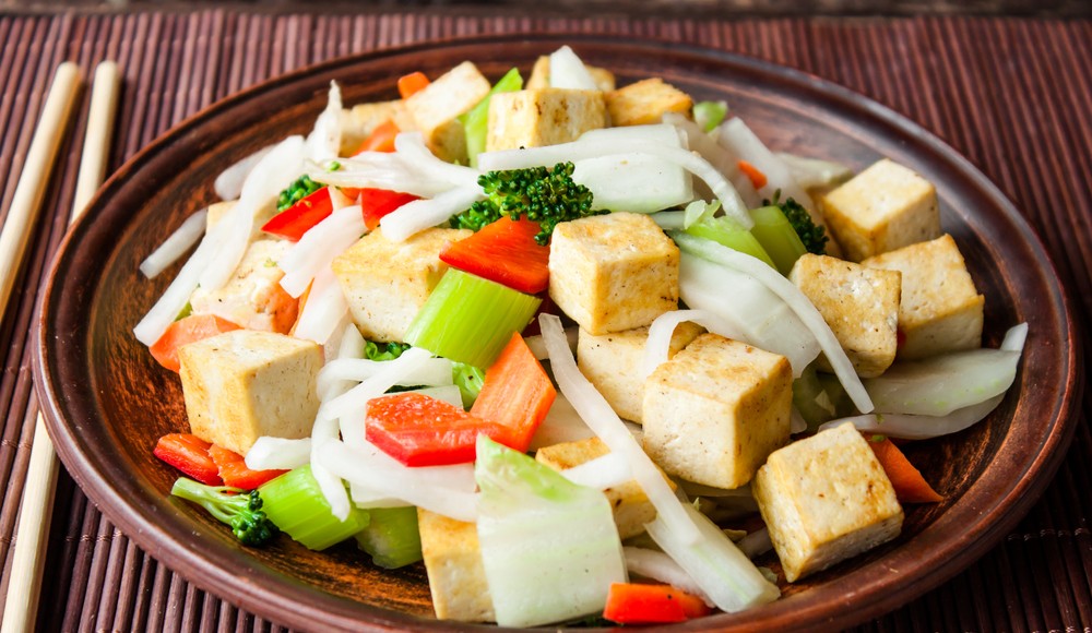ricette zenzero: Tofu con verdure e zenzero