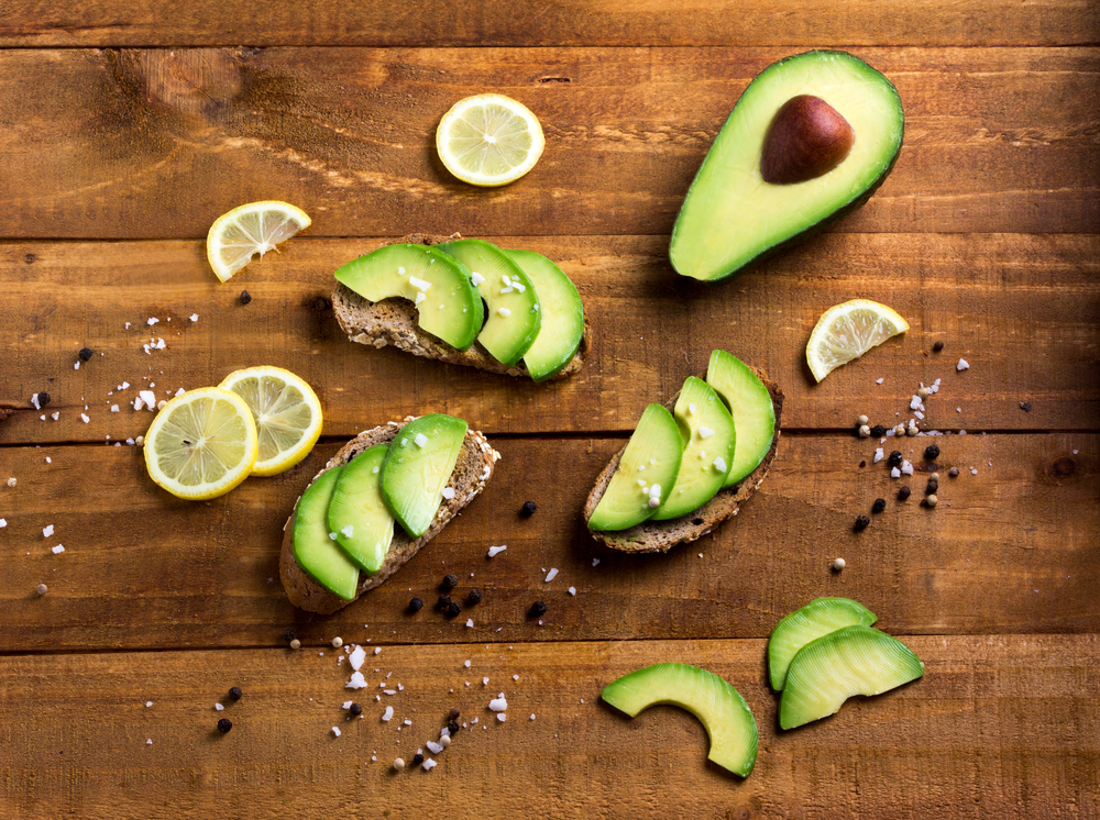 avocado contiene fibre
