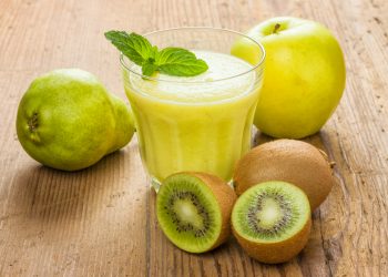smoothie mela pera kiwi