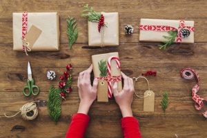 Pacco regalo: 4 idee fai da te per Natale