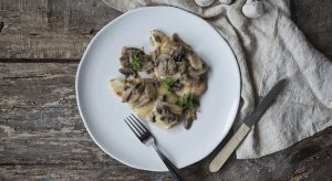 Scaloppine ai funghi e formaggio, un secondo saporito