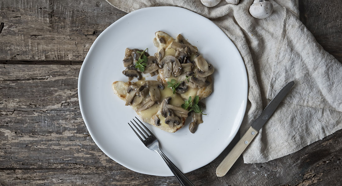 scaloppine ai funghi e formaggio