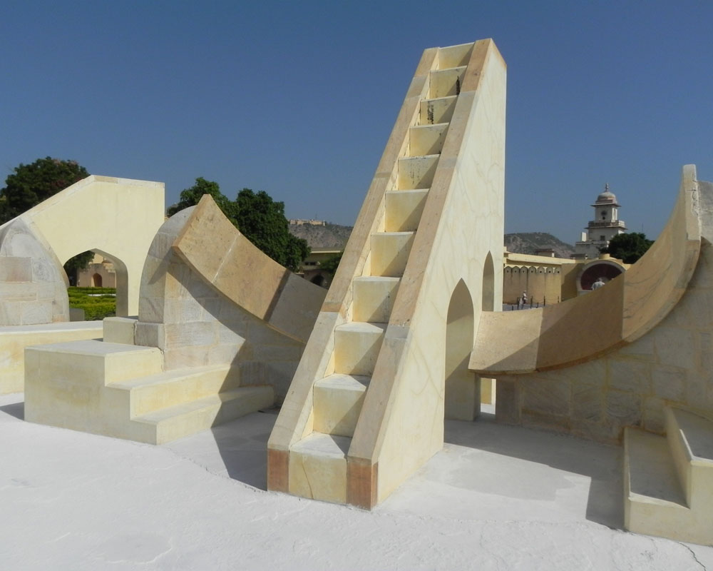 L'osservatorio astronomico Jantar Mantar a Jaipur