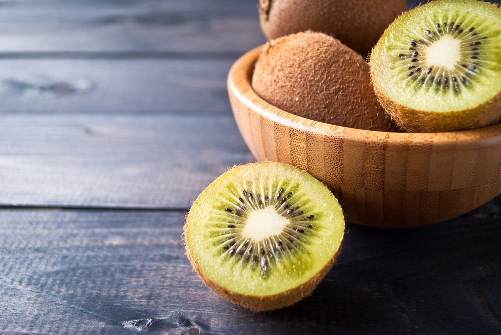 frutta di stagione marzo kiwi