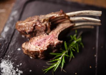 carne d'agnello: valori nutrizionali, benefici e ricette