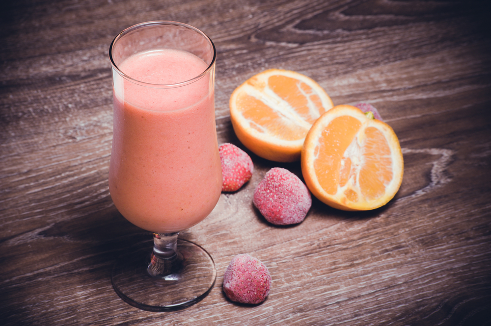 smoothie fragole e arancia: la ricetta