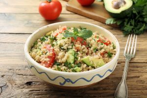 Insalate di cereali: 16 ricette light per tutti i gusti