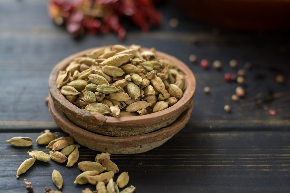spezie brucia-grassi: cardamono