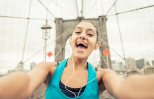 Le 10 regole fondamentali per fare un selfie perfetto!