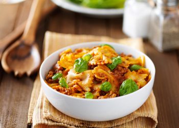 Pasta con sugo di verdure nascoste