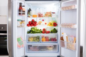 Come ordinare il frigo per conservare bene gli alimenti