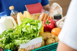 Frutta e verdura: stop ai sacchetti di plastica gratuiti