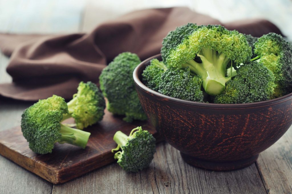Cibi cotti o crudi: i broccoli