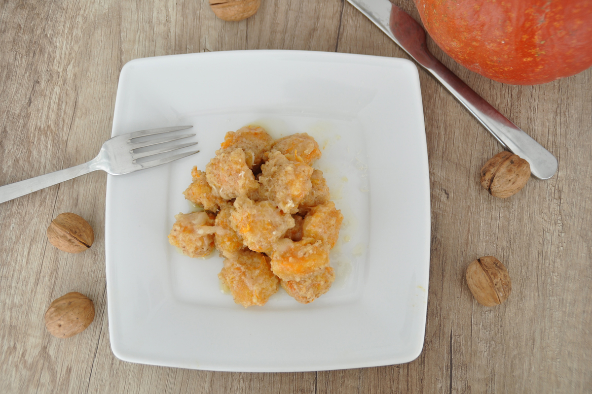 Gnocchi di zucca con pesto di noci