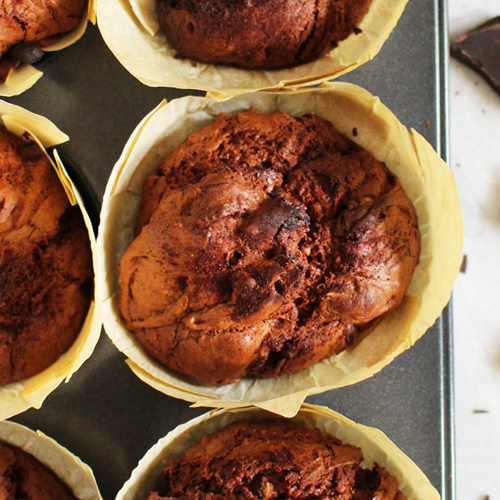 La ricetta dei muffin al doppio cioccolato senza glutine.