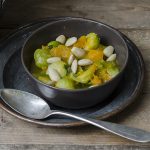 crema di zucca cavolini di bruxelles e mandorle 1