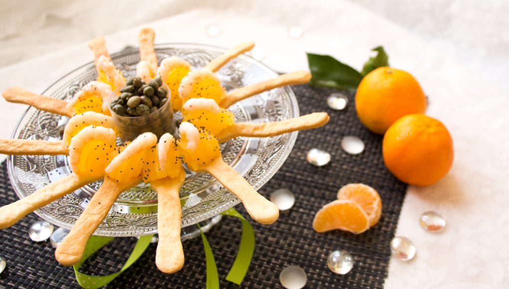 I cucchiaini di pasta sfoglia sono un antipasto light e senza glutine, velocissimo da preparare.