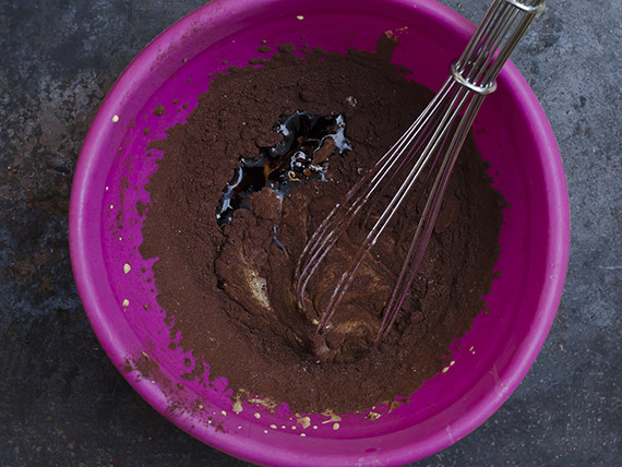 torta caprese incorpora cacao