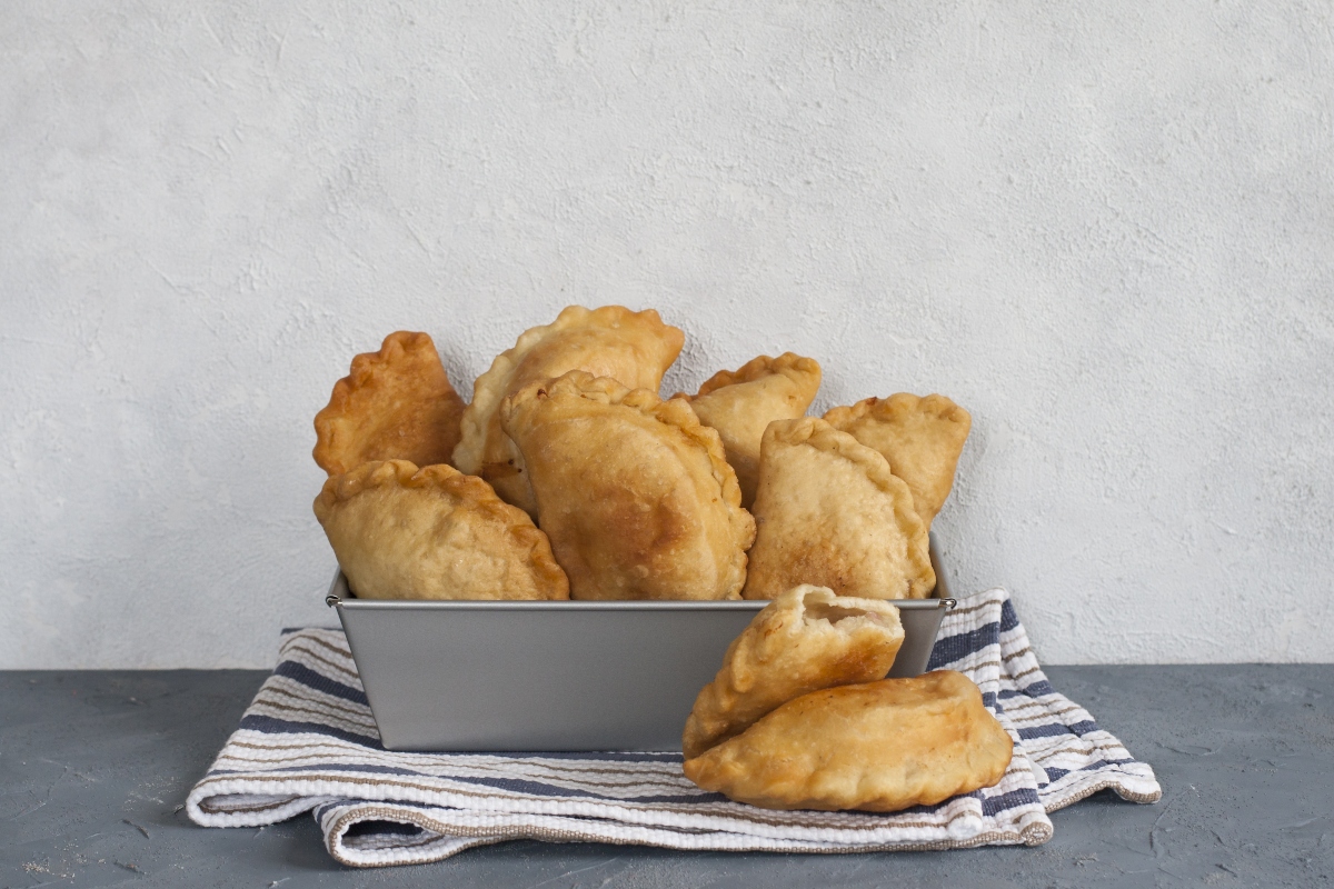 panzerotti al forno senza glutine con prosciutto e mozarella