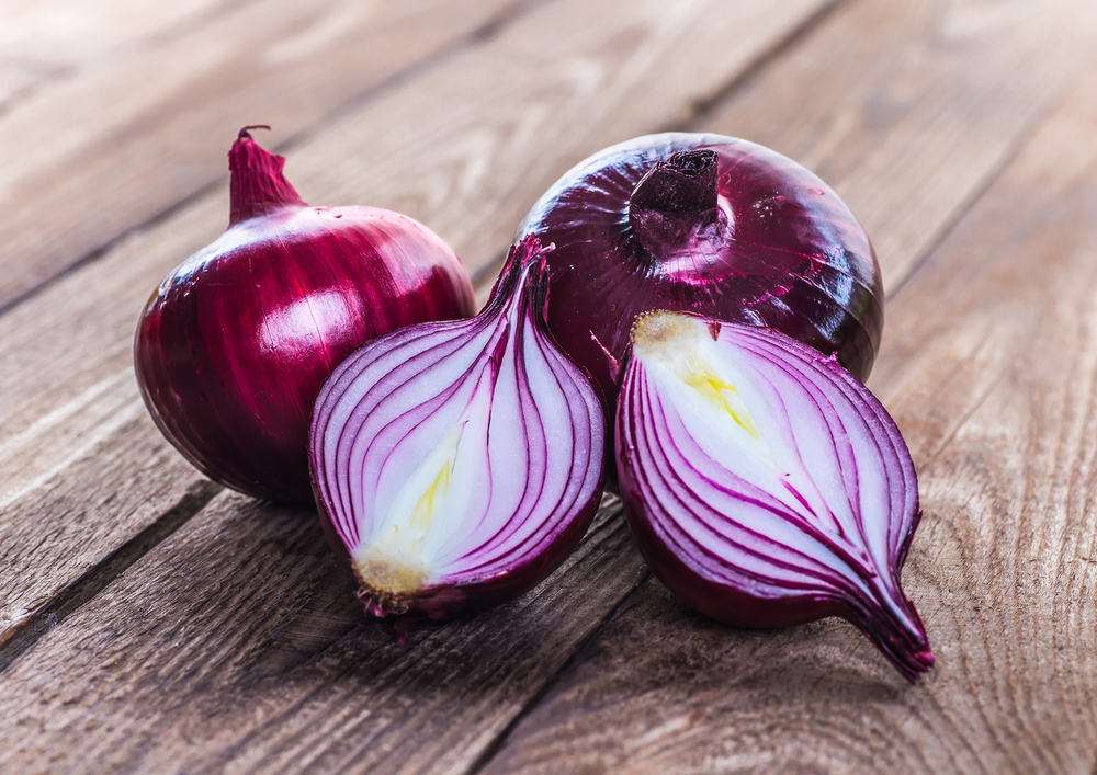 Alimenti con carboidrati: le cipolle