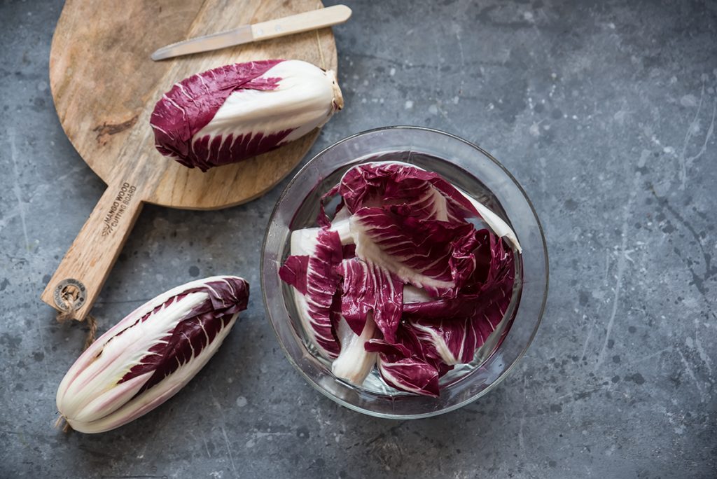 tagliatelle fatte in casa con radicchio e noci 1