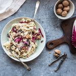 ricetta tagliatelle fatte in casa con radicchio e noci