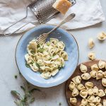 tortellini piselli ricotta