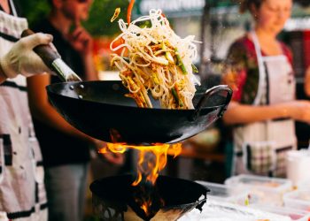 cucina con la wok: consigli e 3 ricette fotografate