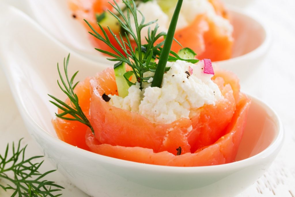 rotolini di salmone e ricotta