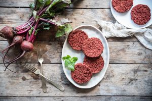 Burger di barbabietola e fagioli