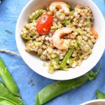 Insalata primaverile di farro, fave e asparagi