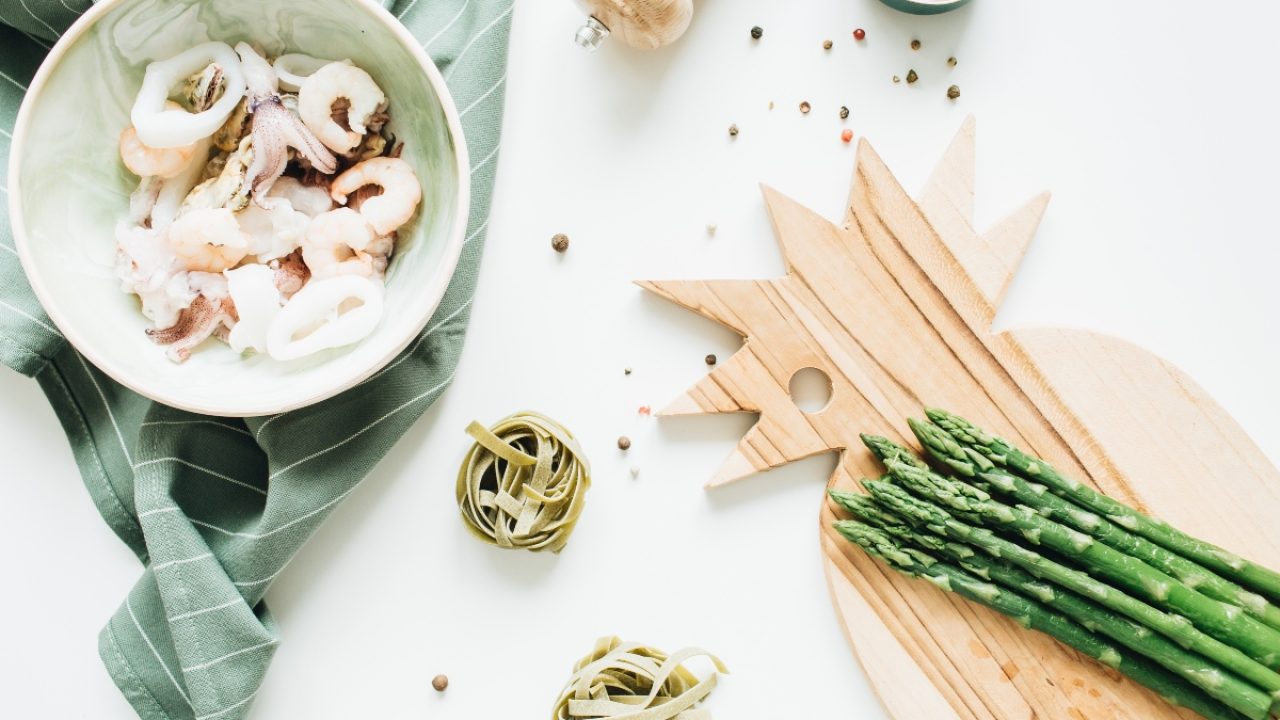 Pasta Ai Totani Con Salsa Di Asparagi E Mandorle Ricette Light Melarossa